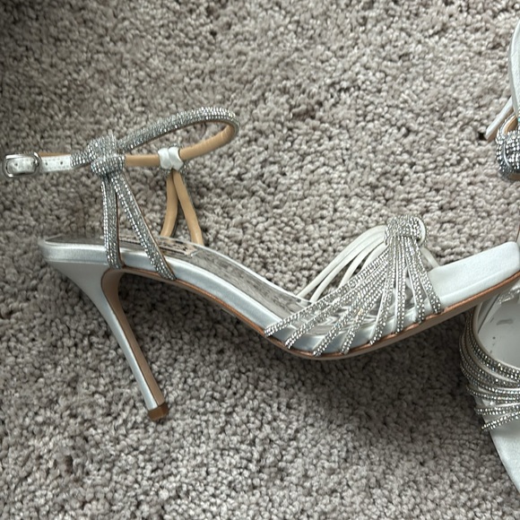 Badgley Mischka Brand Estella Strappy Sandal 6.5 - Picture 6 of 9